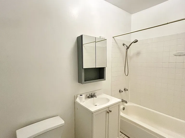 3236 N Keeler Ave #1 — Photo 7