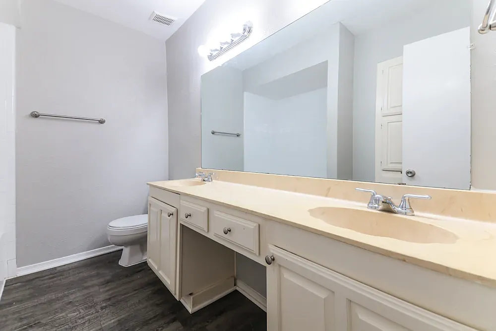 4 bed, 2152 sqft, $1,250 — Photo 3