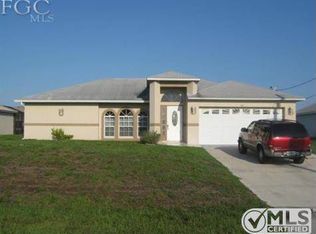 917 Acroft Ave, Lehigh Acres, FL 33971