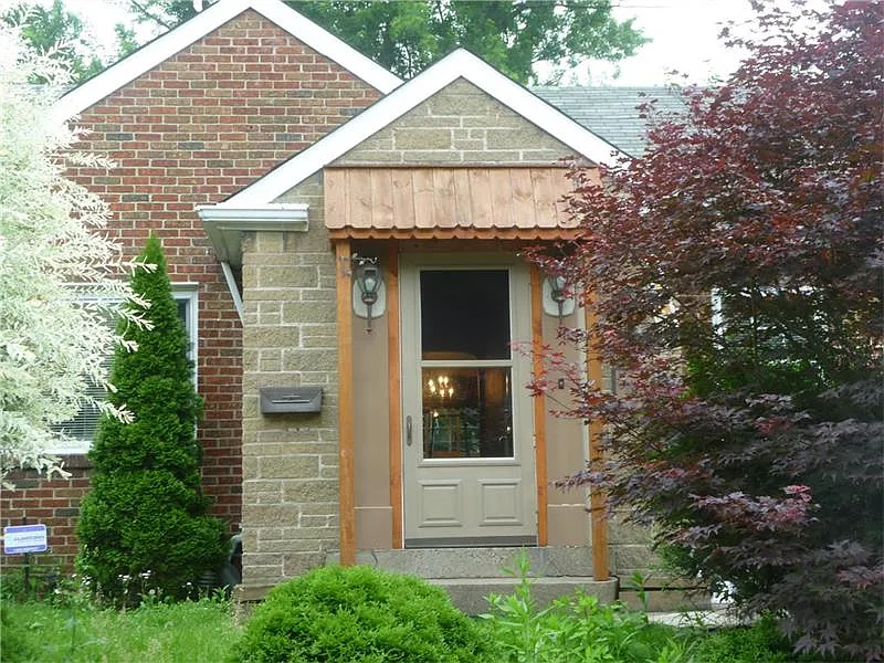 304 Harrison Ave photo 1
