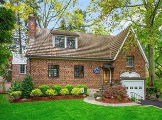 11 Coralyn Rd, Scarsdale, NY 10583