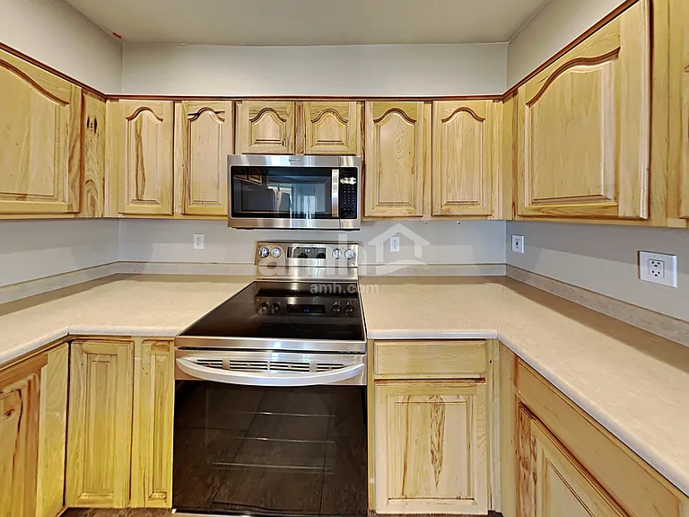 12566 W Cheery Lynn Rd — Photo 3