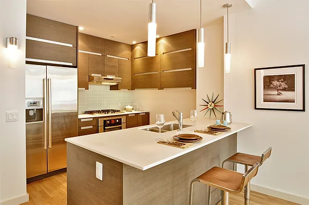 Sold by Corcoran | media 21