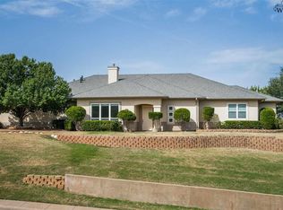 1602 Ridgemont Dr, Wichita Falls, TX 76309