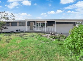 1305 Night Dr, Florissant, MO