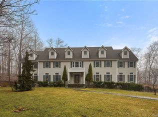 23 Sunderland Ln, Katonah, NY 10589