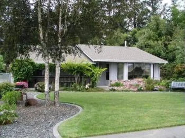 1563 Murray Rd, McKinleyville, CA 95519
