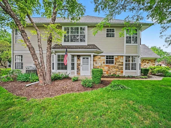 22 Delaware Ct, Schaumburg, IL 60193