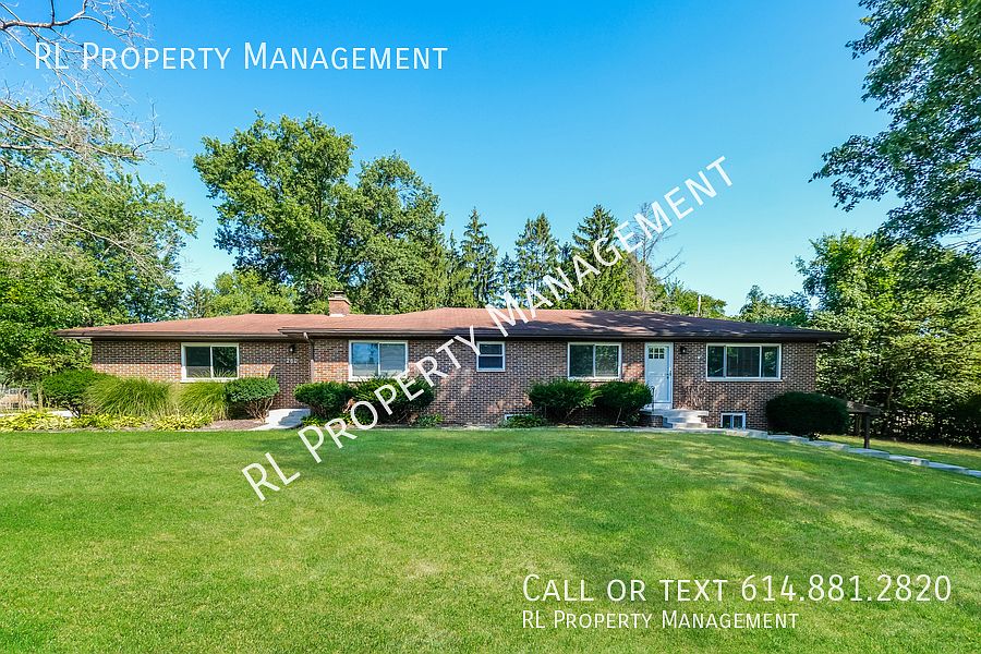 1st image of 260 Willow Run Dr