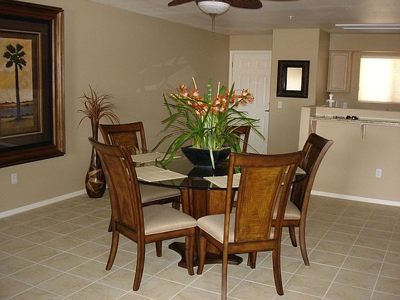 Dining toward kitchen