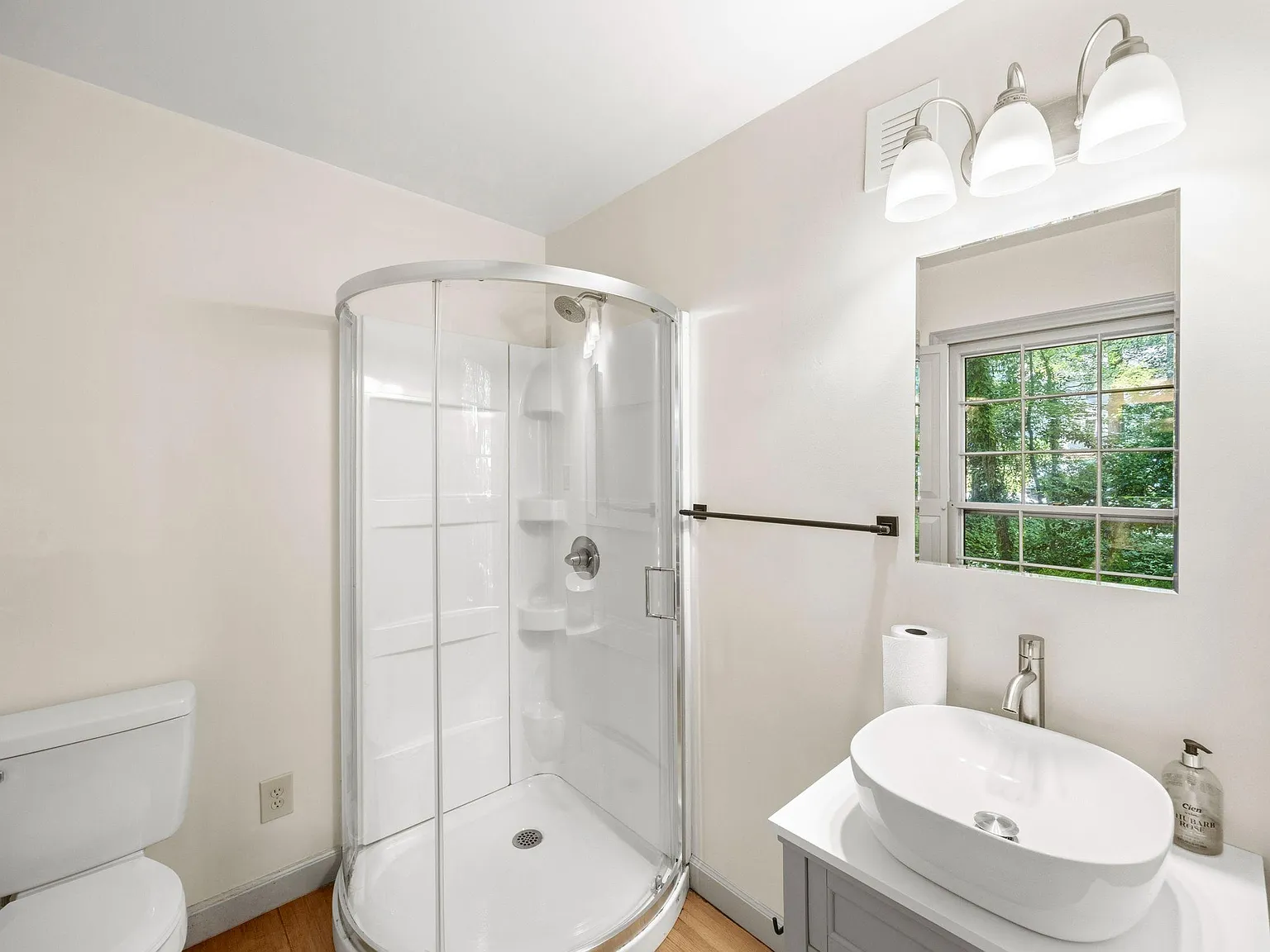 4 bed, 5.5 bath, 2789 sqft, $1,633 — Photo 3