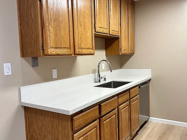 1301 Palos Verdes Dr #2 — Photo 9