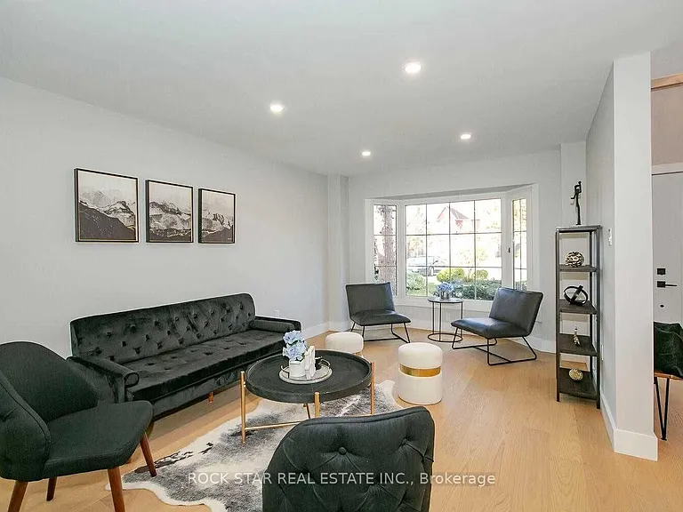 160 River Oaks Blvd E — Photo 10