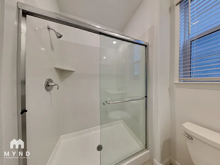 1688 Matmor Rd — Photo 16