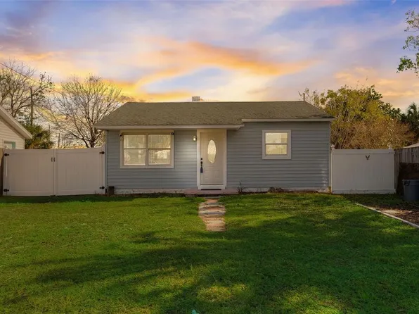 14071 W Parsley Dr, Madeira Beach, FL 33708