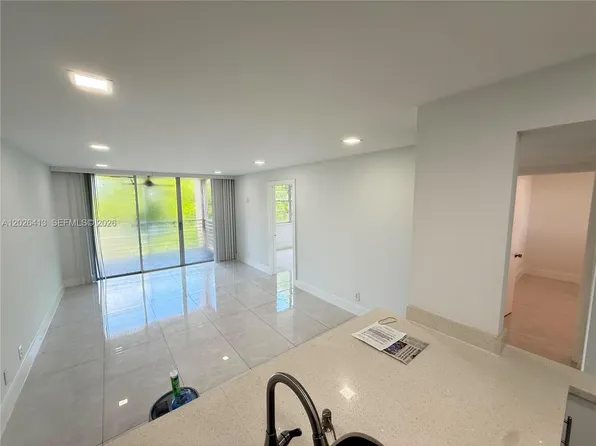 9460 Tangerine Pl APT 404, Fort Lauderdale, FL 33324