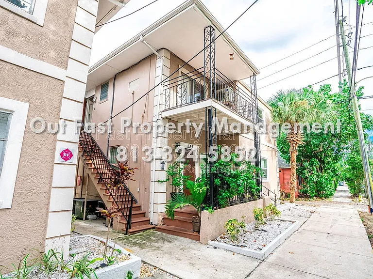 537 2nd St N #B — Photo 4