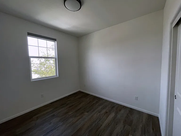 12170 Chorus Dr — Photo 16