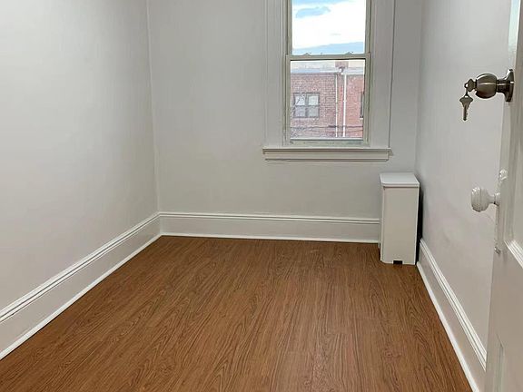 5th image of 5969 61st St Floor 2