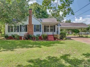 512 E Franklin St, Carthage, MS 39051