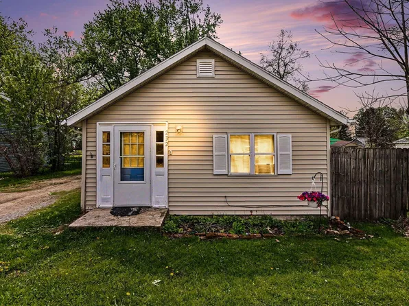 232 Sorin St, Niles, MI 49120