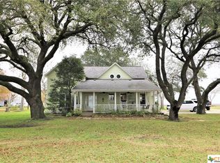 11075 S State Highway 71, El Campo, TX 77437