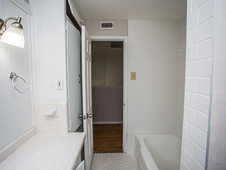 3113 32nd St — Photo 13