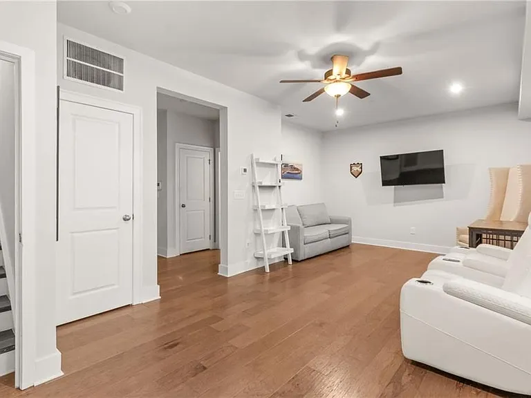 1153 Rivard Cir — Photo 46