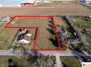 1308 Torres St, Lockhart, TX 78644