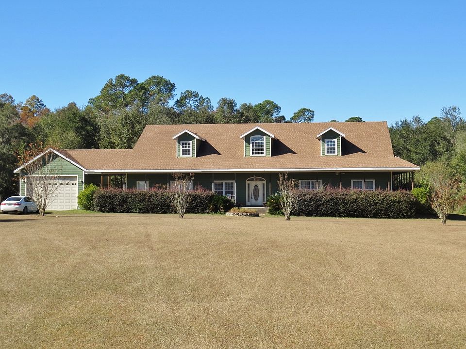 1st image of 412 SW Herschel Ct