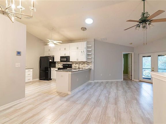 3rd image of 10451 Chatuge Dr