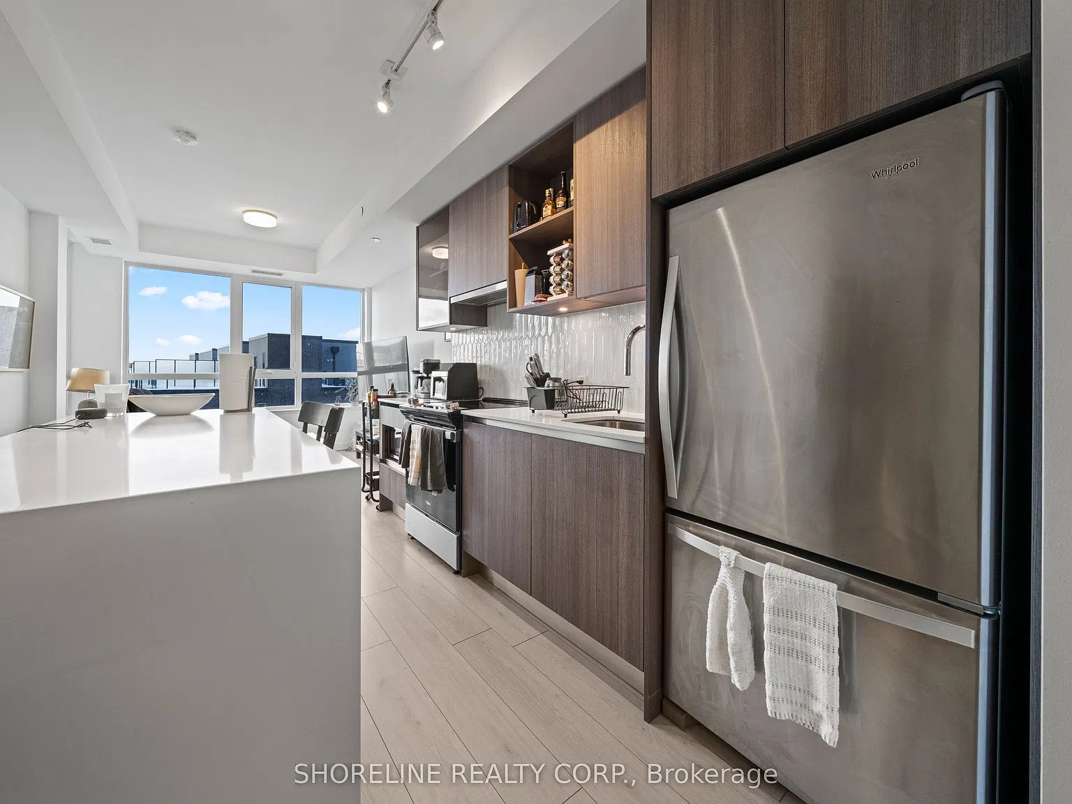 2 bed, $2,195 — Photo 2