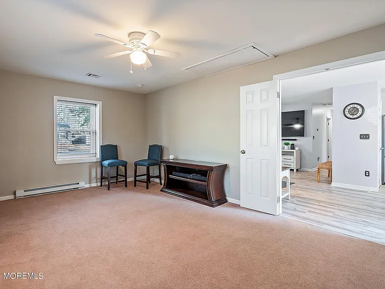 209 Sinclair Ave — Photo 8