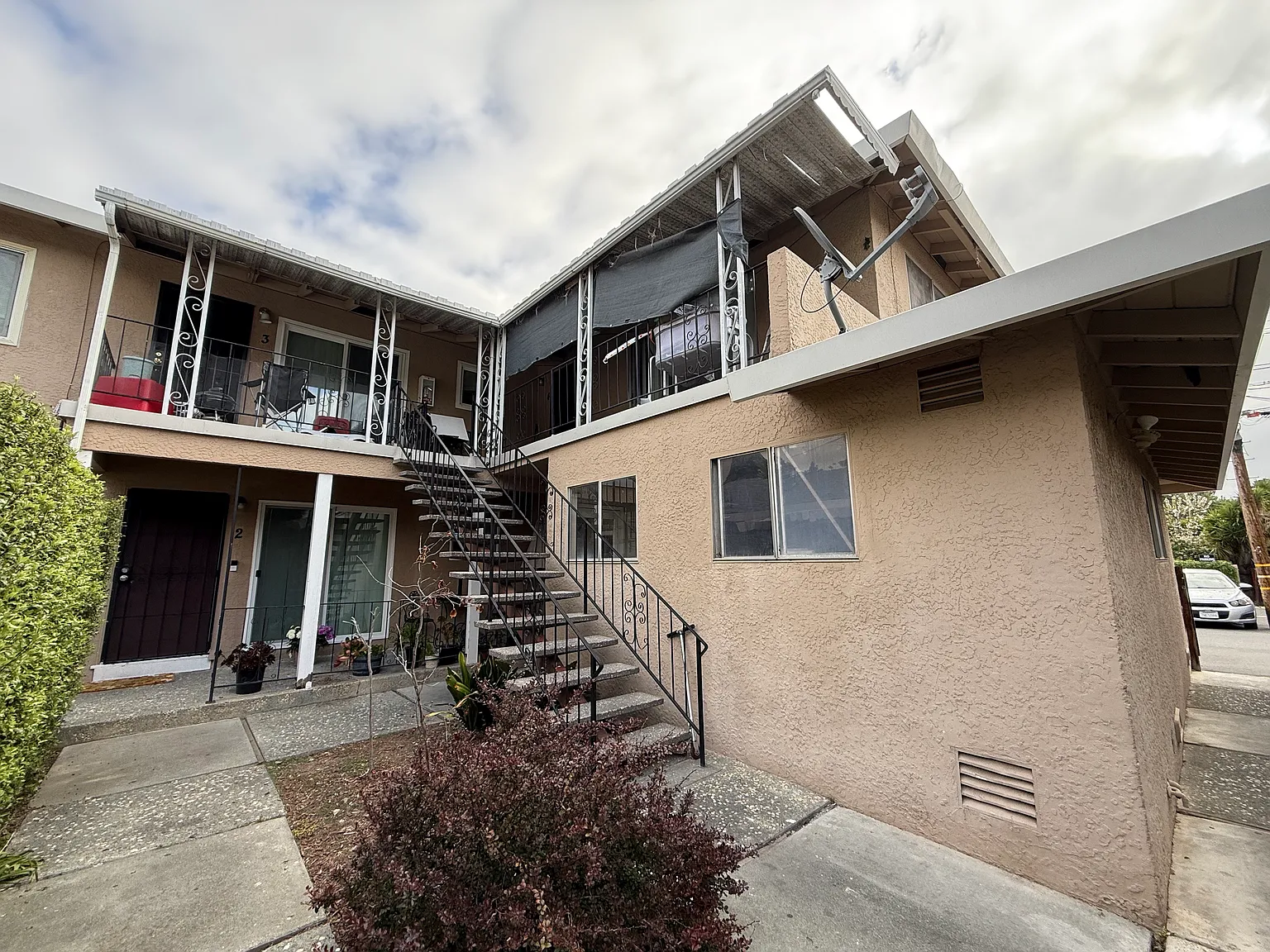 280 Richfield Dr — Photo 1