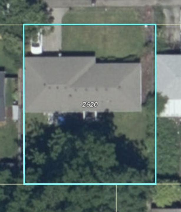 1st image of 2620 SE Poplar Pl