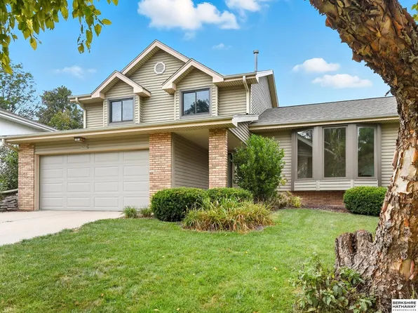 1130 N 153rd Ave, Omaha, NE 68154