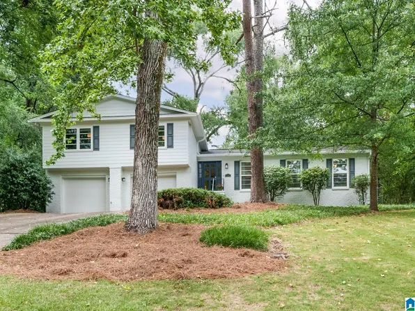 3720 Crest Brook Rd, Birmingham, AL 35223