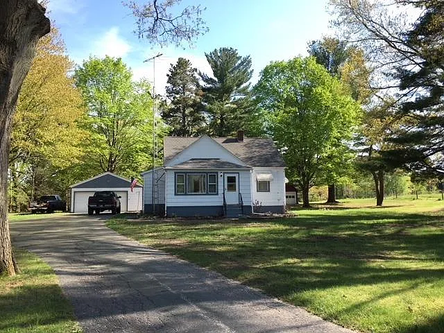 7222 W 275 N photo 1