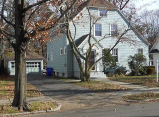 115 Belvidere St, Springfield, MA 01108