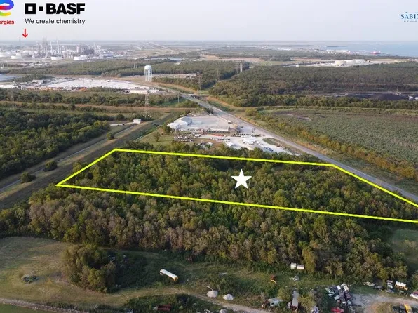 Procter St, Pt Arthur, TX 77640