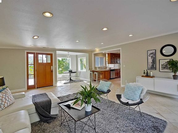 3rd image of 4286 Whittle Ave
