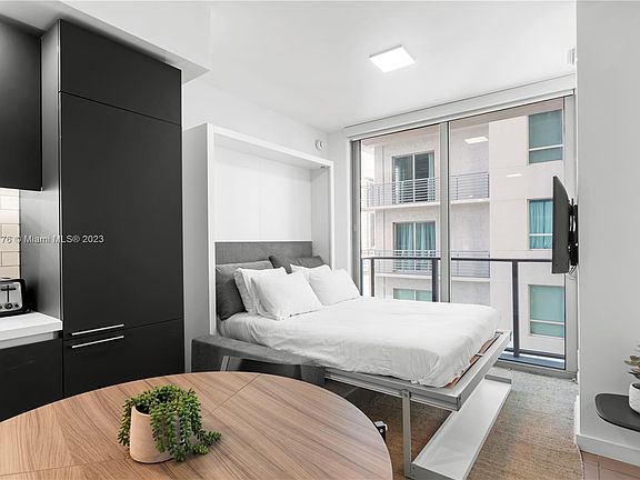 5th image of 227 NE 2nd St #1508