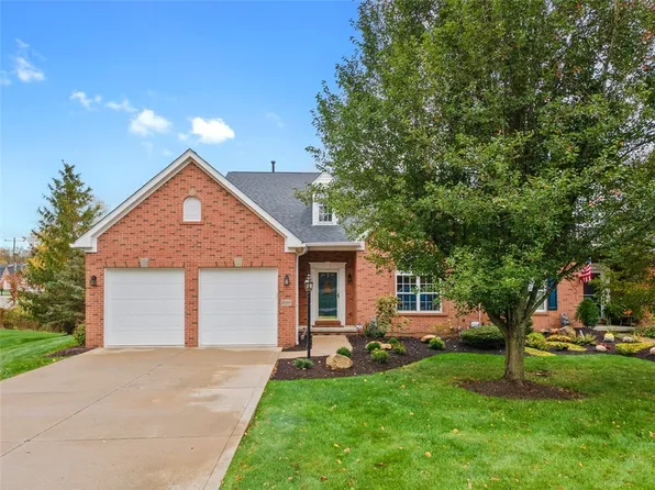 3000 Shoreline Ln, Mc Donald, PA 15057