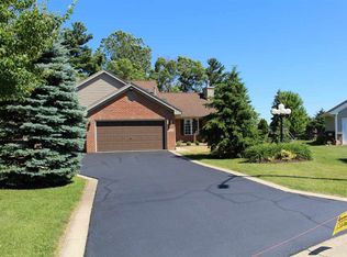 2354 Winfield Ct, Rockton, IL 61072