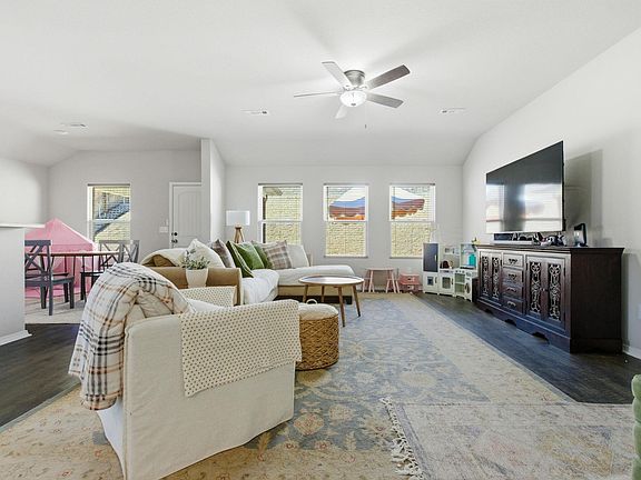 5th image of 69 Dunnaway Dr