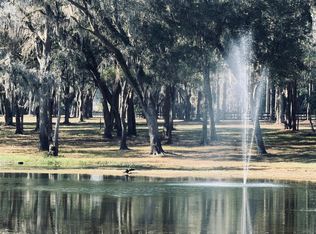 160 Northwest St, Reddick, FL 32686