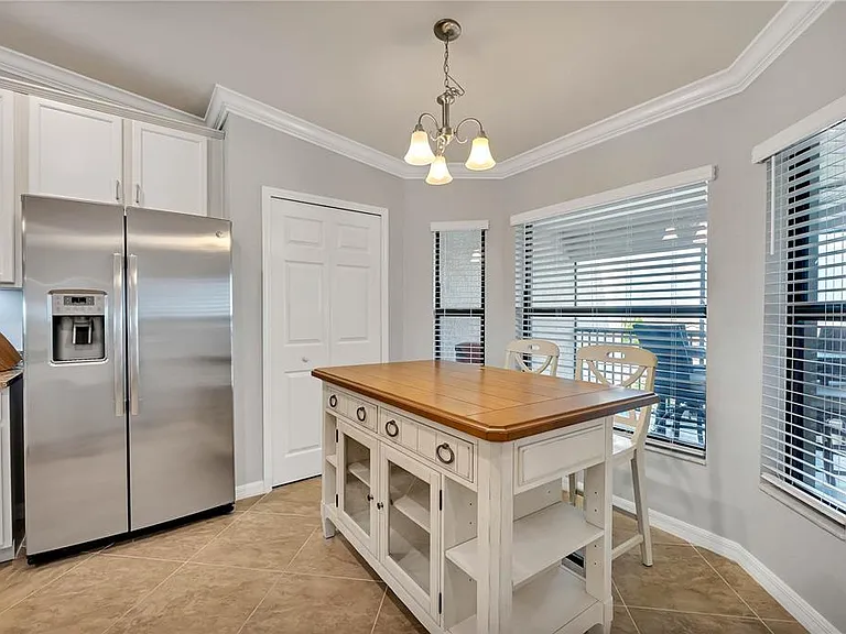 5577 Palmer Cir #201 — Photo 8