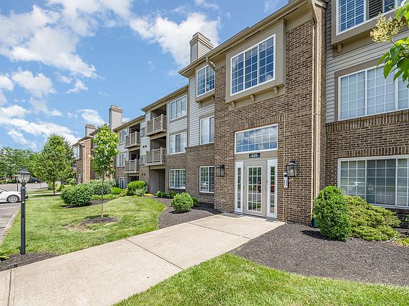 2nd image of 535 Cloverfield Ln APT 104