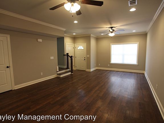 2nd image of 818 Annalue Dr Ste I