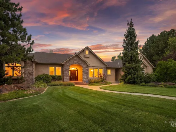 2419 N Sevenoaks Pl, Eagle, ID 83616